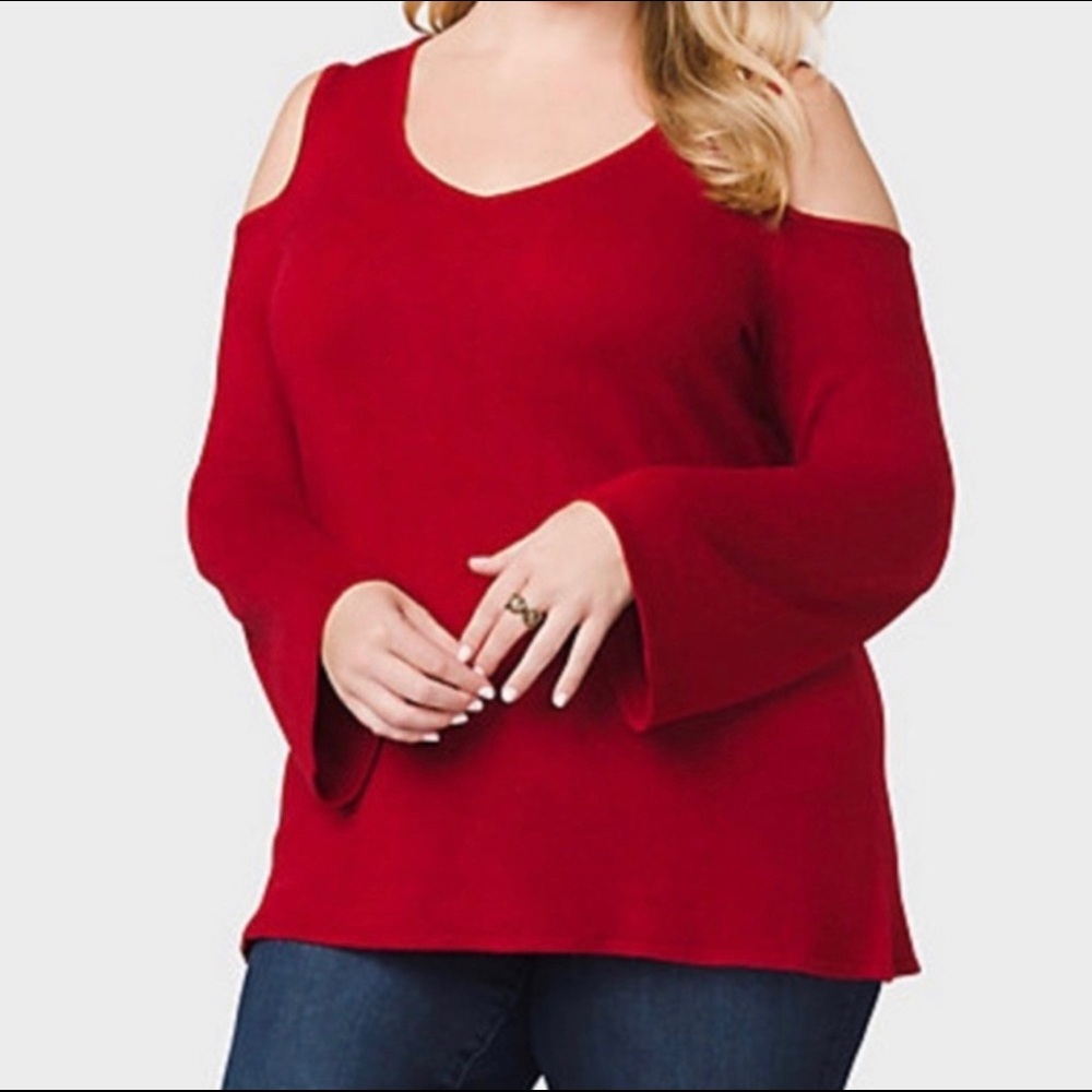 Roz and Ali plus size soft knit bell sleeve cold shoulder top